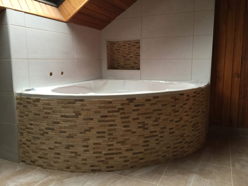 habillage baignoire ronde
